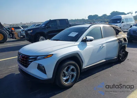 2022 Hyundai Tucson Sel z USA, uszkodzony, nr VIN 5NMJB3AE9NH030003